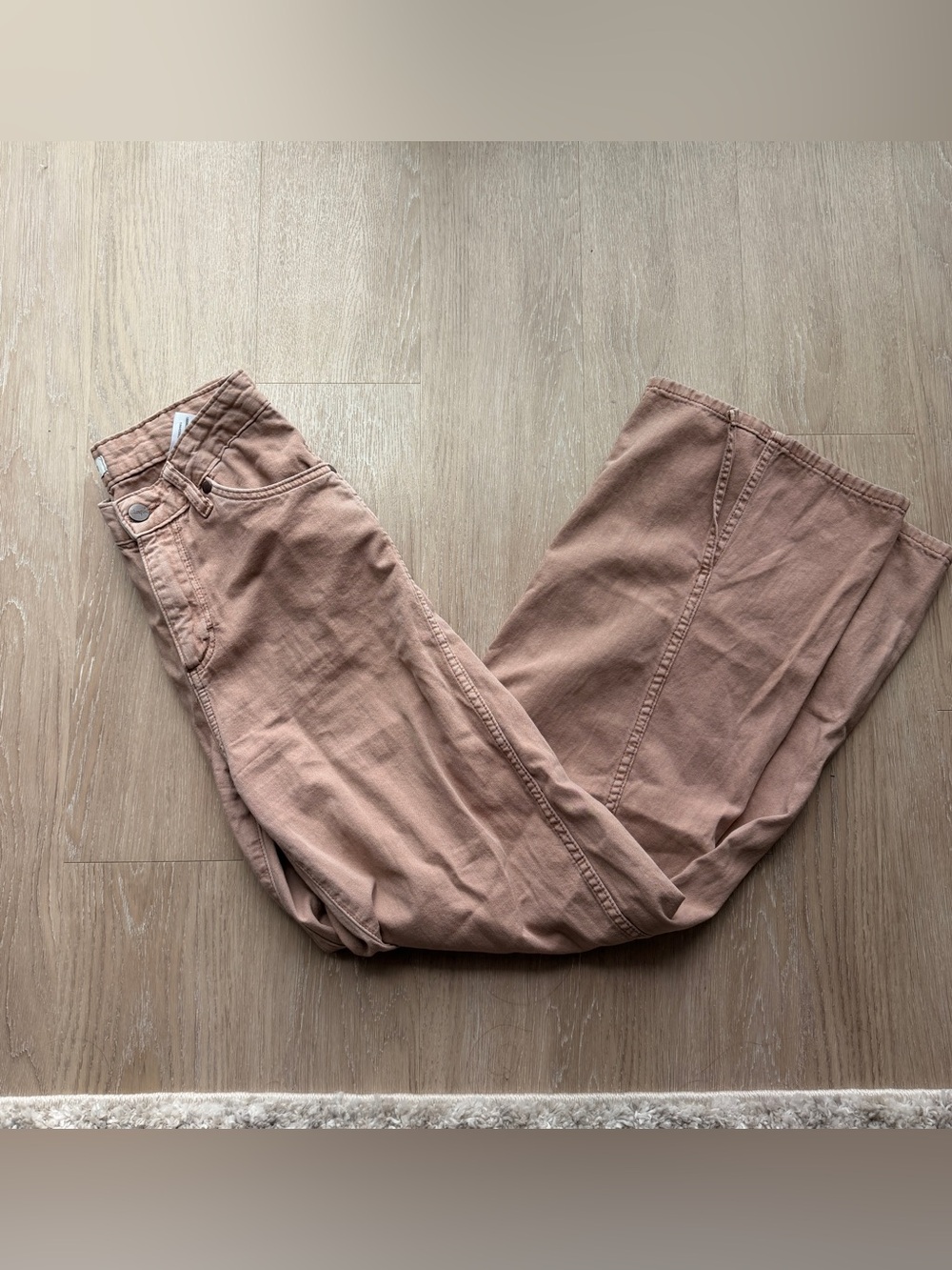 Wranglers wide leg spilt hem pants